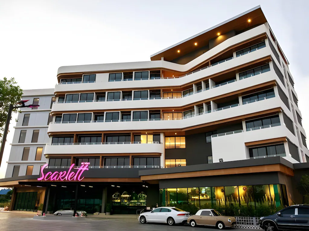 โรงแรมสการ์เลท (Hotel Scarlett)